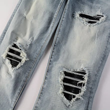 Cargar imagen en el visor de la galería, Men's High Street Slim Fit Casual Washed Vintage Jeans Wholesale Ripped Distressed Damage Patch Denim Pants for Summer
