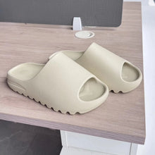 Cargar imagen en el visor de la galería, Chanclas EVA Unisex Suela Gruesa | Cómodas Antideslizantes Verano
