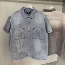 Cargar imagen en el visor de la galería, Camisa Denim Vintage Unisex | MIXED EMOTION Manga Corta Casual
