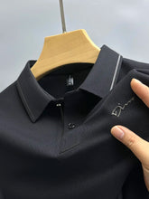 Cargar imagen en el visor de la galería, Polo Lujo Hombre con Diamantes | Estampado Premium Cuello Solapa
