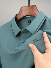 Cargar imagen en el visor de la galería, Polo Lujo Hombre con Diamantes | Estampado Premium Cuello Solapa
