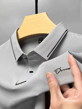 Cargar imagen en el visor de la galería, Polo Lujo Hombre con Diamantes | Estampado Premium Cuello Solapa

