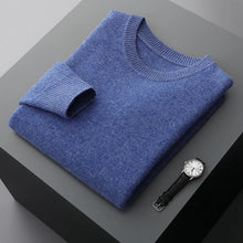 Cargar imagen en el visor de la galería, Men's Wool Sweater Autumn And Winter New Round Neck Loose Solid Color Winter Thickening Bottoming Shirt
