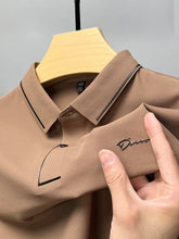 Cargar imagen en el visor de la galería, Polo Lujo Hombre con Diamantes | Estampado Premium Cuello Solapa
