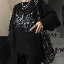 Cargar imagen en el visor de la galería, Camiseta Manga Larga Hip-Hop Cruz de Espinas | Estilo Y2K
